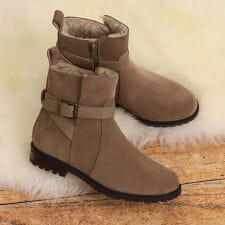 アルテミス by ダイアナ(artemis by DIANA)の本革ベロアボアインナーショートブーツ