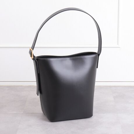 sfUCtES[h̃obNANZg̃VvȃV_[obOBELXgbvȂ̂ŁA|ɌɂȂɂ̂BEV_[xg̒͒\B莝猨|܂ŁAAE^[݂̌ɂĂς܂BEVvȃfUCȂ̂ŁAmI΂g₷BR[fBl[gɔY܂Ȃ̂ŁAʋ΁EʊwȂǂ̕igɂ҂łBEzA܂肽ݎPA500mlybg{gyP[Xcɓo₷BEA4ʂ͏オяo܂[͉\BB5TCY͏㕔}Olbgƕ܂܂Bs@\tJF}Olbg|PbgFI[v|Pbg~1/t@Xi[|Pbg~1TCY:29cm/21cm/}`15cmi͍vfނgpĂ܂Bv͑fނ̐AԂ߂ƕ\ʂɂЂъ┍ꂪNꍇ܂B\߂܂悤肢܂BBeɂA̓ŐFČꍇ܂B炩߂B-INFORMATION-îCɓo^ĂĂēגʒm󂯎邱Ƃł܂̂ŁA񂲓o^IuĥCɓo^ViēׂȂǁAȏ󂯎邱Ƃł܂B[^:KB5160]