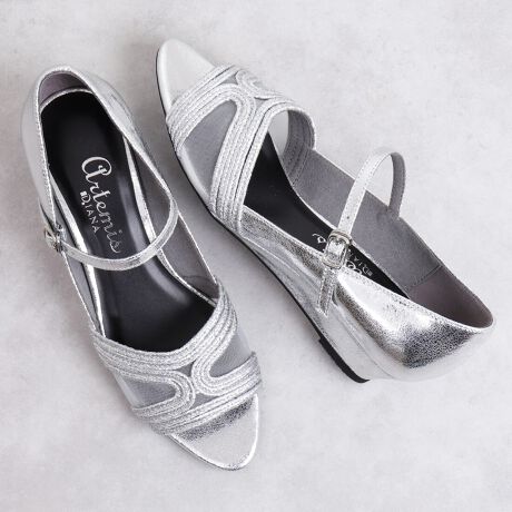 sfUCtE^̃u[hR[hƃ`[̑gݍ킹VNȃI[vgDpvXBEt悩H܂ŃOV[YgfUCłBE3cm̃EFbW\[ƁAbXgbvtŒԗĂĂɂ₷BETChɃ`[ނƂŁAݍ܂悤ȑ̂炩܂BEig͂Ao◷sɂ߂łBsfށtEGmłڂ̃u[hR[h́A^̗lɌ_炩yfނłBn߂͍d邱Ƃ邩܂񂪁Aɓł܂BE{̂̓NbLO̍vBLbƂfނŉĂ̓ɂf܂BsR[fBl[gtEfjXJ[gƍ킹ĕigɁBElpc}LVsƍ킹ă][g[hӂ钅Ȃ߂łBs@\tEb̃Xgbv5iKŒł܂BE~ɂ̓NbVAӂƂSnłBE`[ȊO̗ނ͑̏_炩fނgpĂ܂B^bNfނ͋Cɂ\ʂ͂\܂Bs̎CACɂ͂ӂBu[hR[h͎҂ł̂łЂɂӂBBeɂA̓ŐFČꍇ܂B炩߂B-INFORMATION-îCɓo^ĂĂēגʒm󂯎邱Ƃł܂̂ŁA񂲓o^IuĥCɓo^ViēׂȂǁAȏ󂯎邱Ƃł܂B[^:MP43746]