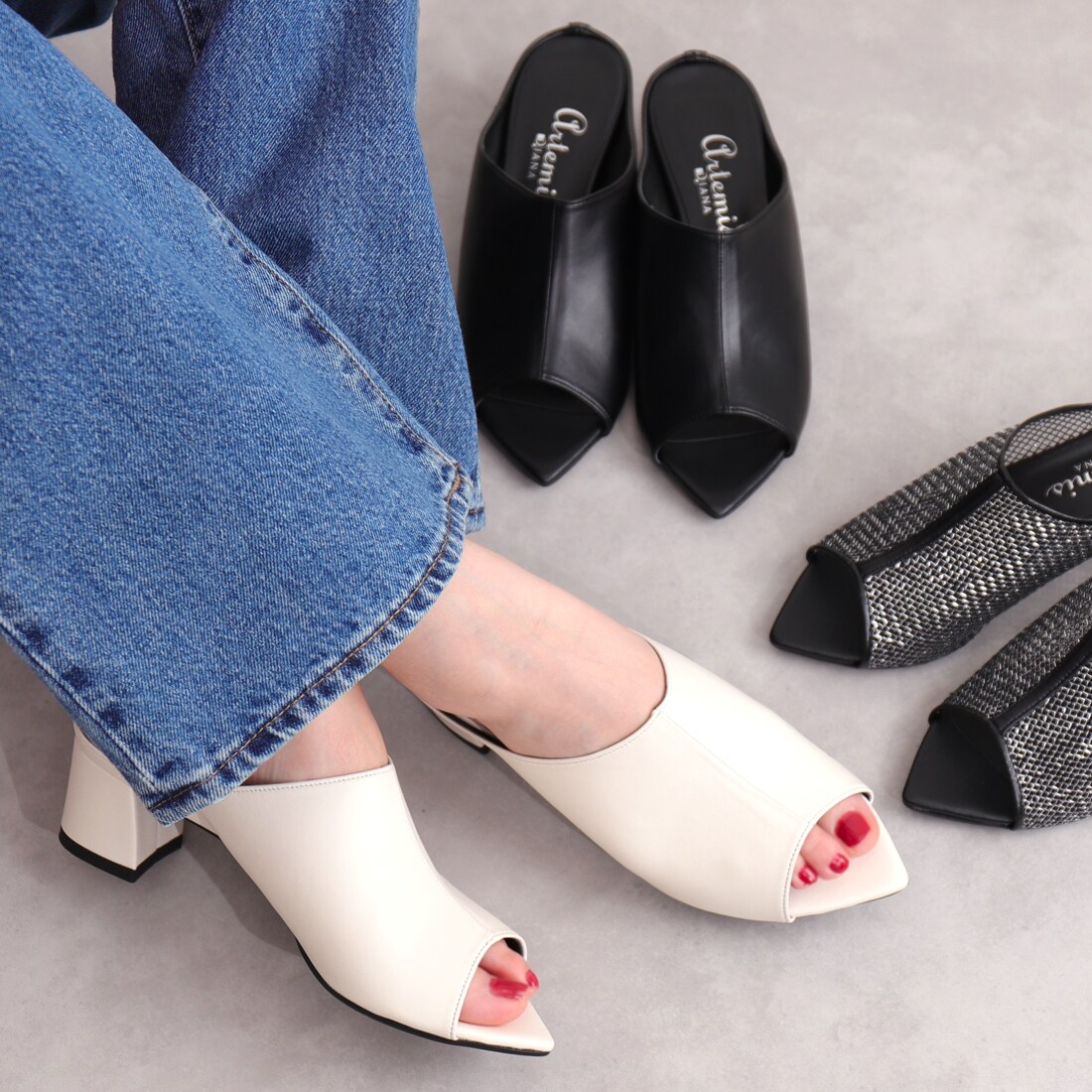 ビジューバックルフットベッドサンダル | アルテミス by