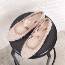 アルテミス by ダイアナ(artemis by DIANA)の【片足130g】軽量　クロスストラップ　スクエアトゥバレエシューズ