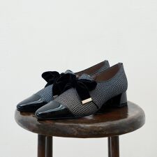 アルテミス by ダイアナ(artemis by DIANA)の【25秋冬新作】ベルベットリボン　マニッシュシューズ