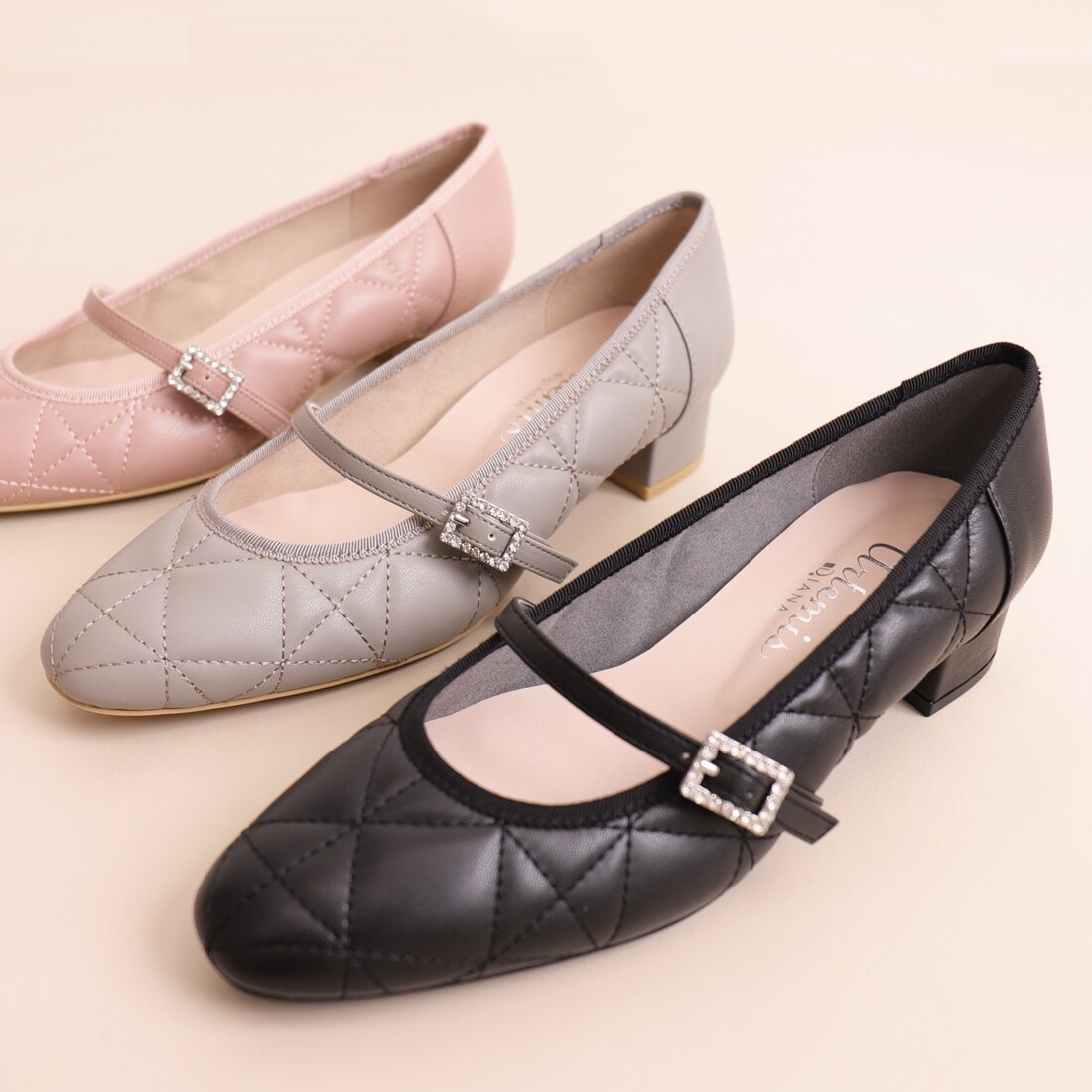 【美品】DIANA キルティングローヒールパンプス DIANA☆キルティングローヒールパンプス24.5新品同様 - メルカリ