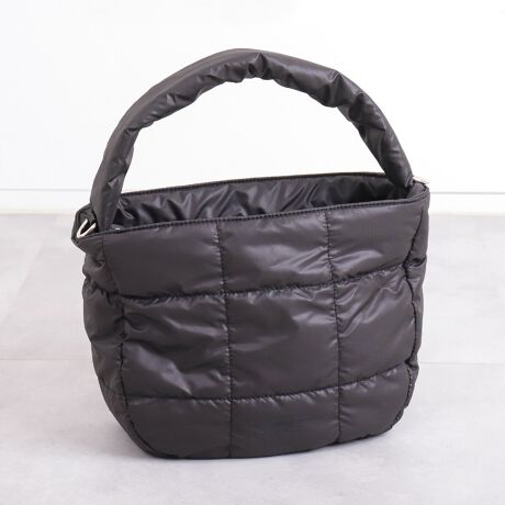 sfUCtE^tȃ|GXegpAƂĂy~jobOBEڂȂAzX}zA350mlybg{geʂ̗obOłBEt@Xi[JŒgȂ̂ŁAdԂCxgȂǐl񂢂ꏊłSBE{̂Ɠfނ̃ptB[ȃV_[xgtŁA΂ߊ|nhł2WAYdlBEƂonYt[Ŋy݂CxgAsp̃TuobOƂāALV[Ŋ􂵂ĂobOłBs@\tJFt@Xi[|PbgFI[v|Pbg~1/t@Xi[|Pbg~1TCYFc21cm/24cm/}`9cmd220BeɂA̓ŐFČꍇ܂B炩߂B-INFORMATION-îCɓo^ĂĂēגʒm󂯎邱Ƃł܂̂ŁA񂲓o^IuĥCɓo^ViēׂȂǁAȏ󂯎邱Ƃł܂B[^:KB5657]