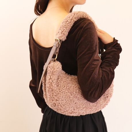 sfUCtEʂ݂̂悤ȂƂGSnƌy͂̃nhobOBERpNgȂ[͂Agh̃n[t[^|CgłBEnḧꕔɍvgp邱Ƃőlۂ͋CɁBł̂ŁAAE^[݂̌ςĂ|ł܂BEzX}[gtHAJ[hP[X⃊bvȂǕKvȕ\܂TCYBEnF̃V_[xgi\jŎ΂ߊ|΃nYt[łoł̂ŁAig͂AsVbsOɂ߂łBsJ[tEGgh̃Ip[h͊炩ȐGSñtFCNt@[BVvȂm̃ANZgɂ҂łBE3F͂邭ƂJ[tFCNt@[BJ[ɂāAlۂ킹܂BH~̗F̃X^CɍFƂĂ߂łBs@\tJFt@Xi[|PbgFI[v|Pbg~P/t@Xi[|Pbg~PTCYFc19cmiʂobO܂ł̍15cmj/26cm/}`8cmdF270tFCNt@[fނ͐GɎア߉J̓̂gp͋ɗ͂TB܂Agn߂̓t@[₷ꍇ܂BBi͍vfނgpĂ܂Bv͑fނ̐AԂ߂ƕ\ʂɂЂъ┍ꂪNꍇ܂B\߂܂悤肢܂BBeɂA̓ŐFČꍇ܂B炩߂B-INFORMATION-îCɓo^ĂĂēגʒm󂯎邱Ƃł܂̂ŁA񂲓o^IuĥCɓo^ViēׂȂǁAȏ󂯎邱Ƃł܂B[^:KB5758]