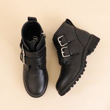 ダブルベルトショートブーツ