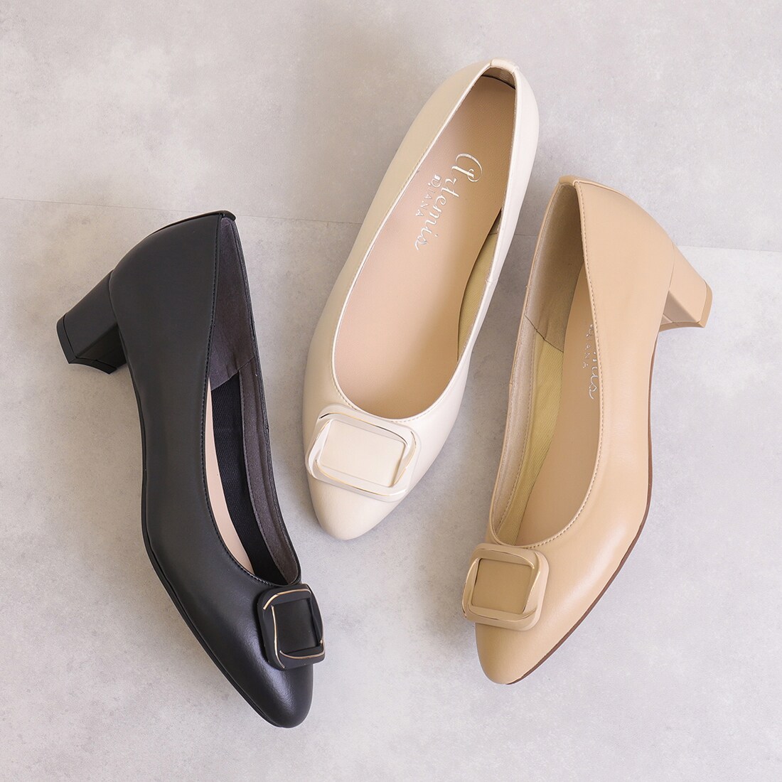 ダイアナ♡25.5リボンパンプス ダイアナ「プチリボン」を飾ったシューズ、“バレリーナ風”リボンの