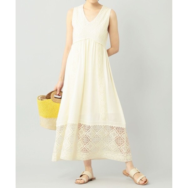 フラワーレース刺繍ニットワンピース | グレースコンチネンタル(GRACE