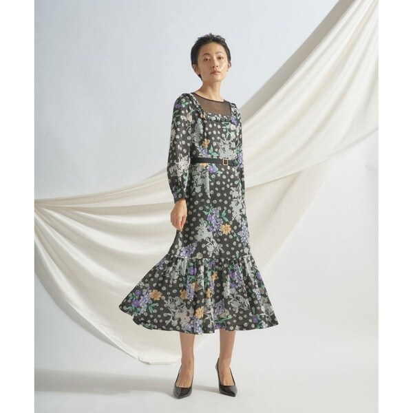 556 グレースコンチネンタル フラワーオパールプリントワンピース
