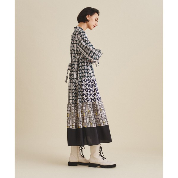 【美品】GRACE CONTINENTAL リーフレースハイネックドレス リーフレースハイネックドレス | グレースコンチネンタル(GRACE