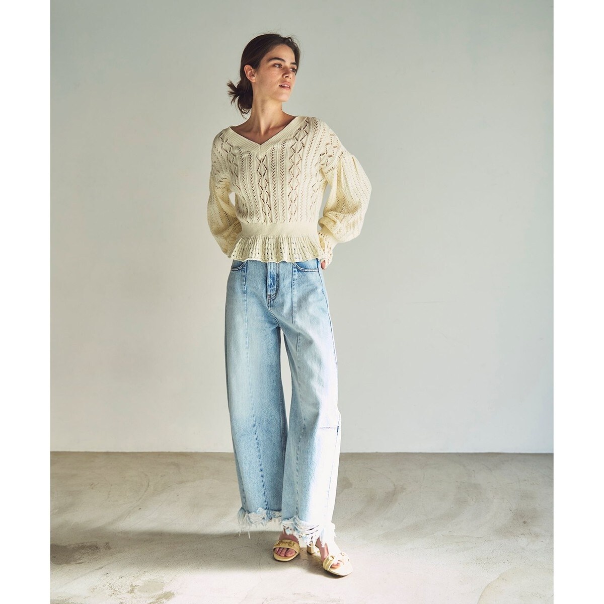 GRACE CONTINENTAL - 【新品・未使用・タグ付き】レース切替プリーツチュニック 美品！レース切替プリーツチュニック グレースクラス レース編ルーズ