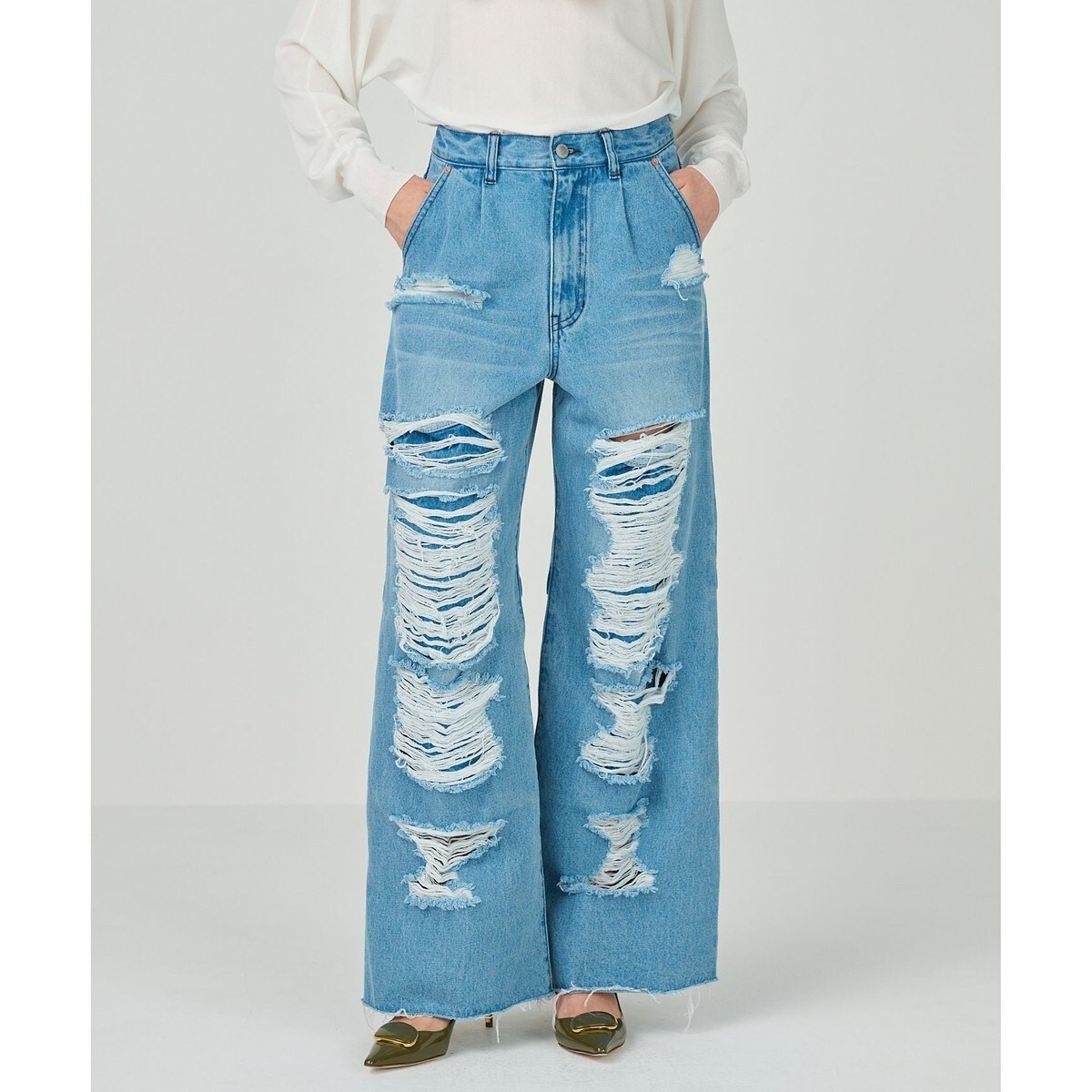 GRACE CONTINENTAL パッチワークデニムパンツ　ブルー GRACE CONTINENTAL パッチワークデニムパンツブルー