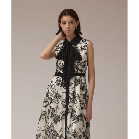 [^ԁF0125335204]؂₩&iȘȂ܂̃m[X[us[XBC|[gvg̕CXs[V𓾂āAꂩIWiŎhJ̕NfUCBj̐U蕝𒲐邱ƂŔAêhJɎdグĂ܂BLi͍4F̎gĉAêԕhJŕ\ANhJZp𓾈ӂƂ GRACE CONTINENTAL Ȃł͂̃eNjbNB EGXgxgt̔tBbgAhtAVGbg|CgɁBܕtł芴oȂɂ͏_炩ȃ{E^C炢A炵؂₩o܂B芴o߂ɐc\ł߂̐ngA{E^C͏_炩ȑfނgĂӂƂ\oAfBe[ɍ킹đfނgĂ܂B OĂEGXgߐFőŜZ߁A_炩ŏ炵͋C͂̂܂܂ɃLƃV[vȃ[hāANVbNŕՓIȔfUCɁB{E^C͎OłAD݂ɂăAW\łBݕt̒[ȘȂ܂G̒䊴ɂāAî鏗炵\܂BH₨Ă΂V[ȂǓʂȈɂ҂ȎMłB̃fp摜̓TviBeĂ܂Bۂ̏iƎdlAHATCY኱قȂꍇ܂B\߂܂B