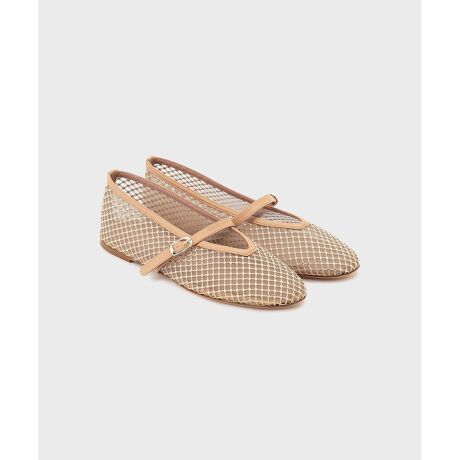 [^ԁF0525172216]PROMENADE/vi[h1994NɃ~mɂĐݗꂽt@bVuhB2023NɃtbgEGAɏœ_ڂAgXJ[iBAbcHߍx̗jH[ŁAnElꑫꑫJɎ肵Ă܂B