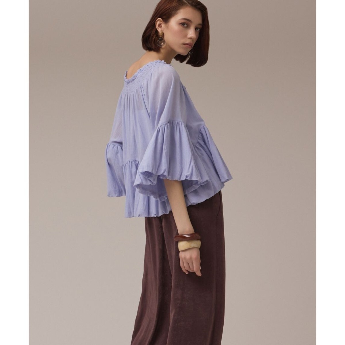 GRACE CONTINENTAL / グレースコンチネンタル フラワープリントタックブラウス フラワープリントタックブラウス / GRACE CONTINENTAL | GRACE