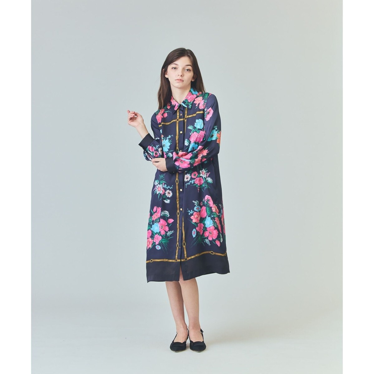 ビッグカラー刺繍ワンピース グレースコンチネンタル ビッグカラー刺繍ワンピース / GRACE CONTINENTAL | GRACE