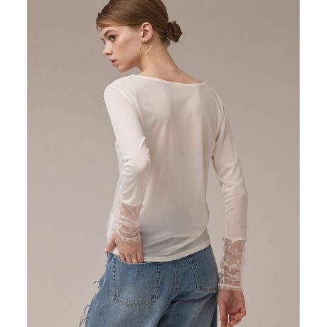 [^ԁF0325342380]AZe[ĝȂ₩ȃJbg\[ł肵ASnQȃgbvXBɃVA[fނ؂ւāAA[oȕ͋CYlȃfUCɎdグ܂B񌳂X}[gɌ{[glbNɐg͂ƂāAꖇƂĂCi[gɂoXǂfUCɁBWPbg̑VA[fނƔ`AL~\[s[XȂǂ̒ɓYƁAlXȒ񂵂y݂B̃fp摜̓TviBeĂ܂Bۂ̏iƎdlAHATCY኱قȂꍇ܂B\߂܂B