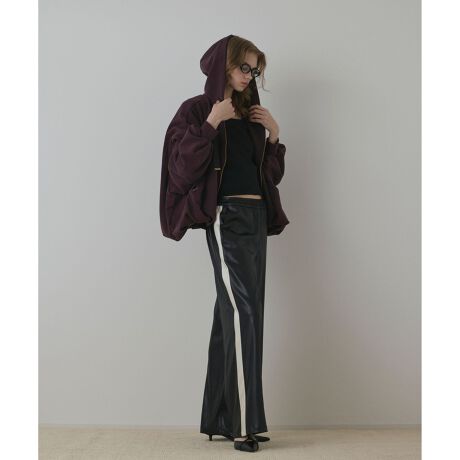 [^ԁF0325352396]VGbgŖAH~̐Vԗуp[J[BVW[WƓddĂɂAґdl̈ꒅłB̂ӂƂfBeB[AӂƂۂ݂̂o[VGbgȂǁAX^COɉf郂[hȃ{[\zIȃbNX|CgłB傫ȃt[hƕR̐[ɂ̓^̃ANZgvXāAtɌXȂ̂fUCɎdグ܂BĂHւƋG߂ڂς鎞́AVjAXX^Cy߂郉CgAE^[Bl̏㎿ȃJWAX^Cy߂A360xǂ̊px猩ĂlɂȂiłB̏i̓TviBeĂ܂Bۂ̏iƎdlAHATCY኱قȂꍇ܂B\߂܂B