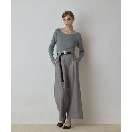 [^ԁF0325411304]̏_炩ȃX[cfނł肵ChpcB̊̂ł2^bNꂽ悢Ƃ̂郏ChȃVGbgBCX^CɌ܂EGXg̃fUCgh[hY킹܂BǂȑɂVvȃfUCŁAI/It􂷂钅񂵗͂̍{Ɏdグ܂Bł肵t[fB[Vc킹AÑZbgAbvX^C߂łBV[Ył肵h}t[fBVcyiԁF0325441304ẑpӂ܂B̏i̓TviBeĂ܂Bۂ̏iƎdlAHATCY኱قȂꍇ܂B\߂܂B