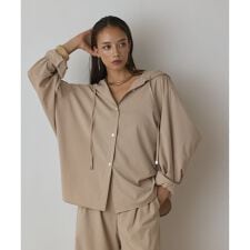 グレースコンチネンタル(GRACE CONTINENTAL)のドルマンフーディシャツ