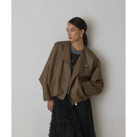 [^ԁF0325404318]C_[XWPbgA炵VGbgɗƂ񂾈ꒅBӂƏ_炩AKxȉĕ͋ĈʒI[_[gpBAƌԈႦ悤ȏ㎿Ȏ≐Ȃi`ȃV{킹AjAX̂Ȃ܂͂̈ꖇłBƂ{[̂h}VGbgɁAobNX^Cɂグ̃eNjbNĂӂƂۂ݂̂\zIȃVGbgɎdāAǂ̊px猩ĂlɂȂfUCɎdグ܂B̃G|[bgOm[J[ɂ鎖Ńn[ha炰AƓɒ₷\ɁBOJĉHD邾ŏ{ȃjAXy߂܂A݂𔲂Ă΂ƃtɉHDl̂Ȃꊴ̂鑕߂łB̃fpi̓TviBeĂ܂Bۂ̏iƎdlAHATCY኱قȂꍇ܂B\߂܂B