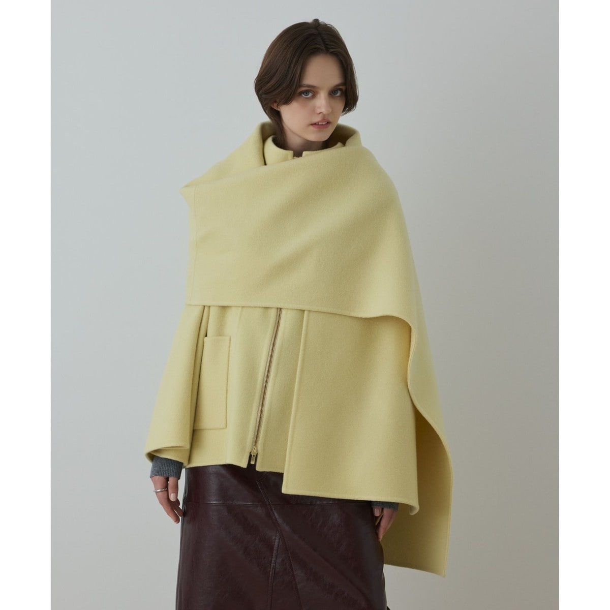 近年モデル グレースクラス リバーWOOLトレンチコート イエロー 36 