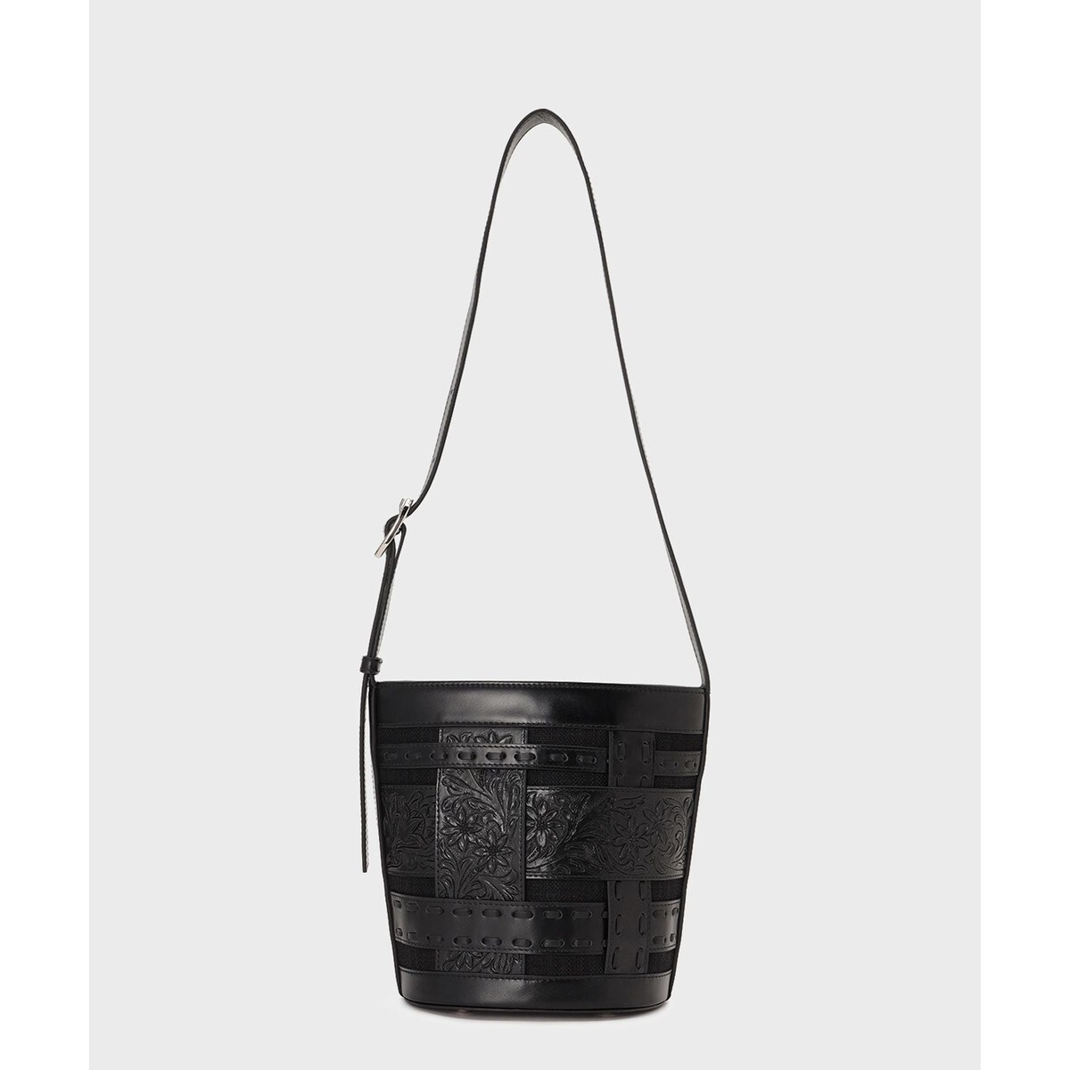 さ*こ様 (新品)GRACE CONTINENTAL ブラックトートバッグ(キュ