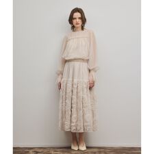 刺繍チュールスカート