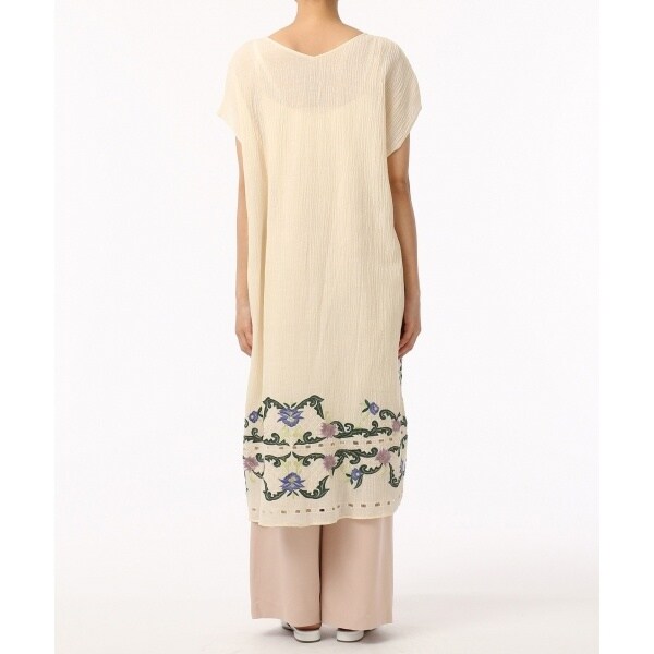 GRACE CONTINENTAL】未使用☆フラワーカットワークワンピース