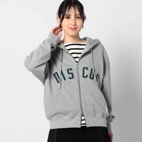 [^ԁF5407-9860]yDISCUSzOhp[Nʒ@ICONICWbvp[J[uhSEACR̃oG[VlXȎ@ŒĂADISCUS̍V[Ỹe[}Ohp[NȂɉ߂ĕʒACełBOʂICONICȃby͂߁At[hAOȂǂDISCUS̃uhS{AbyrXzuĂ܂Bn͑ϋvɗDAn̂AJƂ肪USARbggpĂ̂ŁA͋C܂Bp邾ŃR[fBl[gACełBbyS̈ʒúAWbvɂ傤Ǘǂʒuɗ悤AĂ܂ByDISCUSzu`vu͋vuX|[cve[}ƂX|[cANeBuEFAuhłBO̗ŔA~Փ(DISCUS THROWER)ŁAꂪłdvȃuhEACfeBeB̍ɂȂĂ܂B1973N@[WjABɂăt[XEW[WEFÃgbv[J[ƂĖ^ebNXЂ萢ɑoA90Nɂ̓AJɂāuyɎɓ鍂iȐivƂĒj킸Ȏx󂯂܂BjƍipAJ^tlXȃJWAEFAuhłB80.90ÑAJApʂChampionRUSSELL ATHLETICƕŕKЉꂽXGbg3uh1ƌĂߌł͂ȂBdetaile|Pbg聖WWbvDISCISby聖t[hDISCUS̃rXݍ݁OɎlpuhl[聖OʂICONICȔzFby联19J[lCr[by@29O[@49x[WfabricK㗝X舵iʒfB[X̃t[TCYłBccccccccFȂnFȂLkF򊴁FȂňF݂ccccccccڂ@͏i^OQƂcoordinateVcxCJ[pcȂǂƍ킹AI[ZeBbNȃgfBViȒȂy߂܂BOWbvp[J[Ȃ̂ŁACi[G߂ɍ킹čsŃV[Y𒷂pł܂B