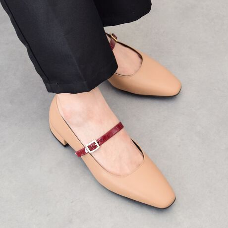 [^:F41518]{݂̂Ȃ炸AȄ爤C^AuhFABIO RUSCONIit@rIXR[jj́AɃt@bVӎfUC𖈃V[YMĂ܂BXbLƂۂ̃XNGAgEXgbvpvX́Ax[VbNŖÔȂfUCȂ̂ŁAg܂BATTENTIONECɕیV[\Ăꍇ܂Bp̍ۂ͔ĂgpB܂Ai̍ۂɕیV[ꕔꍇ܂BEVRfނgpĂꍇAL̂ɂ\܂Asǂł͂܂BCɂȂꍇ͕ʂ̗ǂꏊɒuĂƌy邩Ǝv܂̂łBEv̕\ʂ̓LYt₷ׁA舵ɂ͏\ɂӂBEYߒɐ鑽̃LYVꍇ܂B܂fނ̓A኱̐FCꂪꍇ܂Apɂ͖育܂BEAɑjꍇ܂iɉe͂܂BEBě̓ɂFČꍇ܂ B܂Aql̂gPCj^[X}[gtHʂȂǂ̊ɂFۂ̏iƈČꍇ܂BETCYZ(\L)͂܂ŖڈƂȂ܂B̌`ɂKTCY̌l܂Bd:181g