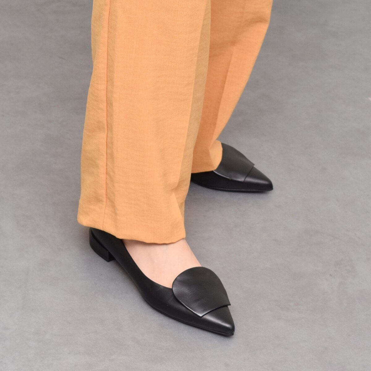 FABIO RUSCONI リボンパンプス FABIO RUSCONI◇2cmヒール◇ローヒールポインテッドトウパンプス