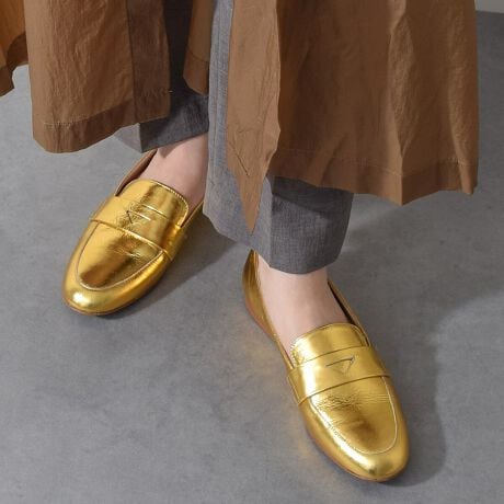 25N717AiύXv܂B[^:F51629]{݂̂Ȃ炸AȄ爤C^AuhFABIO RUSCONIit@rIXR[jj́AɃt@bVӎfUC𖈃V[YMĂ܂Bx[VbNȃfUC̃EhgE[t@[́AVvȃfUCŗlXȃX^COɃ}b`ꑫłBATTENTIONECɕیV[\Ăꍇ܂Bp̍ۂ͔ĂgpB܂Ai̍ۂɕیV[ꕔꍇ܂BEVRfނgpĂꍇAL̂ɂ\܂Asǂł͂܂BCɂȂꍇ͕ʂ̗ǂꏊɒuĂƌy邩Ǝv܂̂łBEv̕\ʂ̓LYt₷ׁA舵ɂ͏\ɂӂBEYߒɐ鑽̃LYVꍇ܂B܂fނ̓A኱̐FCꂪꍇ܂Apɂ͖育܂BEAɑjꍇ܂iɉe͂܂BEBě̓ɂFČꍇ܂ B܂Aql̂gPCj^[X}[gtHʂȂǂ̊ɂFۂ̏iƈČꍇ܂BETCYZ(\L)͂܂ŖڈƂȂ܂B̌`ɂKTCY̌l܂Bd:181g