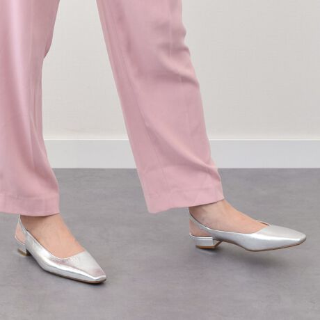 25N717AiύXv܂B[^:F51317]{݂̂Ȃ炸AȄ爤C^AuhFABIO RUSCONIit@rIXR[jj́AɃt@bVӎfUC𖈃V[YMĂ܂Bאg̃XNGAgEƂۂ̃[q[obNohpvX́A芴̂郍[q[̂߈ĂĂÂ炭AfC[ɗĂ邤ꂵ݌vɂȂĂ܂BATTENTIONECɕیV[\Ăꍇ܂Bp̍ۂ͔ĂgpB܂Ai̍ۂɕیV[ꕔꍇ܂BEVRfނgpĂꍇAL̂ɂ\܂Asǂł͂܂BCɂȂꍇ͕ʂ̗ǂꏊɒuĂƌy邩Ǝv܂̂łBEv̕\ʂ̓LYt₷ׁA舵ɂ͏\ɂӂBEYߒɐ鑽̃LYVꍇ܂B܂fނ̓A኱̐FCꂪꍇ܂Apɂ͖育܂BEAɑjꍇ܂iɉe͂܂BEBě̓ɂFČꍇ܂ B܂Aql̂gPCj^[X}[gtHʂȂǂ̊ɂFۂ̏iƈČꍇ܂BETCYZ(\L)͂܂ŖڈƂȂ܂B̌`ɂKTCY̌l܂B