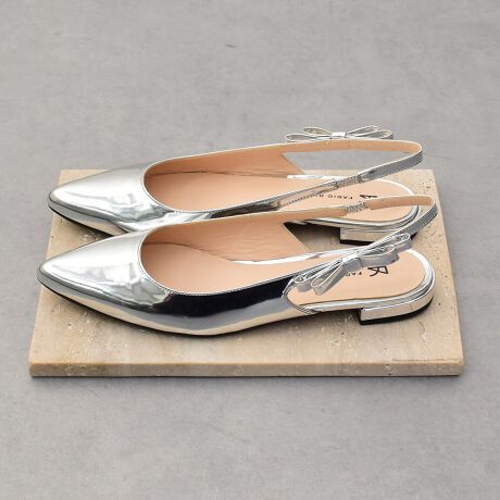 [^:F51326]|CebhgE{obNohpvXut@rIXR[jvoꂵ܂B咣߂Ȃ߂̃TCh{lۂ͋CB芴̂郍[q[̂߈ĂĂÂ炭AfC[ɗĂ邤ꂵ݌vɂȂĂ܂BȄ爤C^AuhFABIO RUSCONIit@rIXR[jj́AXAsIȏAꂽɂV[YRNVĂĂ܂BATTENTIONECɕیV[\Ăꍇ܂Bp̍ۂ͔ĂgpB܂Ai̍ۂɕیV[ꕔꍇ܂BEVRfނgpĂꍇAL̂ɂ\܂Asǂł͂܂BCɂȂꍇ͕ʂ̗ǂꏊɒuĂƌy邩Ǝv܂̂łBEv̕\ʂ̓LYt₷ׁA舵ɂ͏\ɂӂBJȂǂŔGꂽꍇAFڂ肷ꍇ܂B܂v̕iێ̂߁AȂׂG炳Ȃ悤ӉBEYߒɐ鑽̃LYVꍇ܂B܂fނ̓A኱̐FCꂪꍇ܂Apɂ͖育܂BEAɑjꍇ܂iɉe͂܂BEBě̓ɂFČꍇ܂ B܂Aql̂gPCj^[X}[gtHʂȂǂ̊ɂFۂ̏iƈČꍇ܂BETCYZ(\L)͂܂ŖڈƂȂ܂B̌`ɂKTCY̌l܂Bd:187g