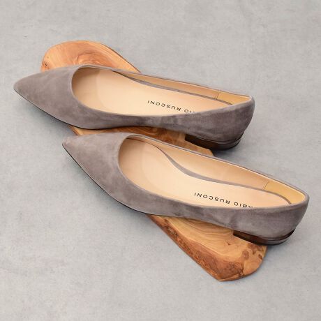 [^:F51540]q[̐FgANZgɂȂ|CebhgEpvX̓[q[ňĂĂꂸ炢߁AfC[ɗĂ邤ꂵ݌vɂȂĂ܂BȄ爤C^AuhFABIO RUSCONIit@rIXR[jj́AXAsIȏAꂽɂV[YRNVĂĂ܂BATTENTIONECɕیV[\Ăꍇ܂Bp̍ۂ͔ĂgpB܂Ai̍ۂɕیV[ꕔꍇ܂BEVRfނgpĂꍇAL̂ɂ\܂Asǂł͂܂BCɂȂꍇ͕ʂ̗ǂꏊɒuĂƌy邩Ǝv܂̂łBEv̕\ʂ̓LYt₷ׁA舵ɂ͏\ɂӂBJȂǂŔGꂽꍇAFڂ肷ꍇ܂B܂v̕iێ̂߁AȂׂG炳Ȃ悤ӉBEYߒɐ鑽̃LYVꍇ܂B܂fނ̓A኱̐FCꂪꍇ܂Apɂ͖育܂BEAɑjꍇ܂iɉe͂܂BEBě̓ɂFČꍇ܂ B܂Aql̂gPCj^[X}[gtHʂȂǂ̊ɂFۂ̏iƈČꍇ܂BETCYZ(\L)͂܂ŖڈƂȂ܂B̌`ɂKTCY̌l܂Bd:211g