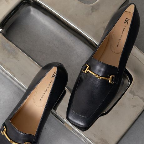 [^:F51642]XNGAgẼTPbgrbg[t@[ut@rIXR[jvoꂵ܂BAbp[܏ɖDĂĕԂ肪ǂAVvȃfUCŁAIIt킸gACełBȄ爤C^AuhFABIO RUSCONÍAXAsIȏAꂽɂV[YRNVĂĂ܂BATTENTIONECɕیV[\Ăꍇ܂Bp̍ۂ͔ĂgpB܂Ai̍ۂɕیV[ꕔꍇ܂BEVRfނgpĂꍇAL̂ɂ\܂Asǂł͂܂BCɂȂꍇ͕ʂ̗ǂꏊɒuĂƌy邩Ǝv܂̂łBEv̕\ʂ̓LYt₷ׁA舵ɂ͏\ɂӂBJȂǂŔGꂽꍇAFڂ肷ꍇ܂B܂v̕iێ̂߁AȂׂG炳Ȃ悤ӉBEYߒɐ鑽̃LYVꍇ܂B܂fނ̓A኱̐FCꂪꍇ܂Apɂ͖育܂BEAɑjꍇ܂iɉe͂܂BEBě̓ɂFČꍇ܂ B܂Aql̂gPCj^[X}[gtHʂȂǂ̊ɂFۂ̏iƈČꍇ܂BETCYZ(\L)͂܂ŖڈƂȂ܂B̌`ɂKTCY̌l܂Bd:209g