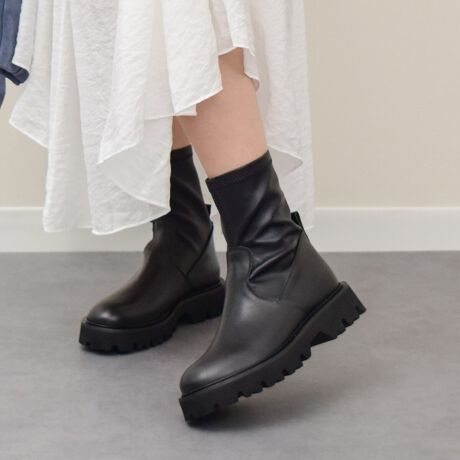 [^:F53031]VvȃfUCłȂ{[̂^N\[IȃEhgEXgb`V[gu[cut@rIXR[jvoꂵ܂BȄ爤C^AuhFABIO RUSCONIit@rIXR[jj́AXAsIȏAꂽɂV[YRNVĂĂ܂BATTENTIONECɕیV[\Ăꍇ܂Bp̍ۂ͔ĂgpB܂Ai̍ۂɕیV[ꕔꍇ܂BEVRfނgpĂꍇAL̂ɂ\܂Asǂł͂܂BCɂȂꍇ͕ʂ̗ǂꏊɒuĂƌy邩Ǝv܂̂łBEv̕\ʂ̓LYt₷ׁA舵ɂ͏\ɂӂBJȂǂŔGꂽꍇAFڂ肷ꍇ܂B܂v̕iێ̂߁AȂׂG炳Ȃ悤ӉBEYߒɐ鑽̃LYVꍇ܂B܂fނ̓A኱̐FCꂪꍇ܂Apɂ͖育܂BEAɑjꍇ܂iɉe͂܂BEBě̓ɂFČꍇ܂ B܂Aql̂gPCj^[X}[gtHʂȂǂ̊ɂFۂ̏iƈČꍇ܂BETCYZ(\L)͂܂ŖڈƂȂ܂B̌`ɂKTCY̌l܂B:19cm:22cmd:339g