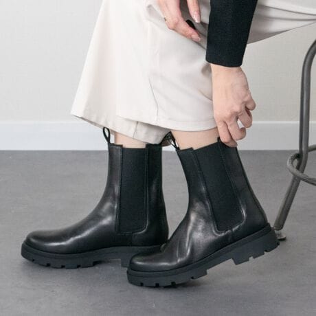 [^:F53038]x[VbNȃfUCɃ{[̂gbN\[̗pTChSAu[cut@rIXR[jvoꂵ܂BȄ爤C^AuhFABIO RUSCONIit@rIXR[jj́AXAsIȏAꂽɂV[YRNVĂĂ܂BATTENTIONECɕیV[\Ăꍇ܂Bp̍ۂ͔ĂgpB܂Ai̍ۂɕیV[ꕔꍇ܂BEVRfނgpĂꍇAL̂ɂ\܂Asǂł͂܂BCɂȂꍇ͕ʂ̗ǂꏊɒuĂƌy邩Ǝv܂̂łBEv̕\ʂ̓LYt₷ׁA舵ɂ͏\ɂӂBJȂǂŔGꂽꍇAFڂ肷ꍇ܂B܂v̕iێ̂߁AȂׂG炳Ȃ悤ӉBEYߒɐ鑽̃LYVꍇ܂B܂fނ̓A኱̐FCꂪꍇ܂Apɂ͖育܂BEAɑjꍇ܂iɉe͂܂BEBě̓ɂFČꍇ܂ B܂Aql̂gPCj^[X}[gtHʂȂǂ̊ɂFۂ̏iƈČꍇ܂BETCYZ(\L)͂܂ŖڈƂȂ܂B̌`ɂKTCY̌l܂B:18cm:24cmd:398g