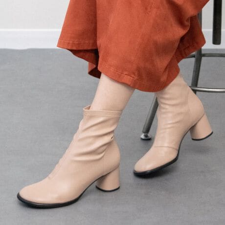 [^:F53039]XbLƂ~j}ȃfUClۂۂ̃Xgb`V[gu[cut@rIXR[jvoꂵ܂BȄ爤C^AuhFABIO RUSCONÍAXAsIȏAꂽɂV[YRNVāBx[VbNŖÔȂfUCȂ̂ŁAg܂BATTENTIONECɕیV[\Ăꍇ܂Bp̍ۂ͔ĂgpB܂Ai̍ۂɕیV[ꕔꍇ܂BEVRfނgpĂꍇAL̂ɂ\܂Asǂł͂܂BCɂȂꍇ͕ʂ̗ǂꏊɒuĂƌy邩Ǝv܂̂łBEv̕\ʂ̓LYt₷ׁA舵ɂ͏\ɂӂBJȂǂŔGꂽꍇAFڂ肷ꍇ܂B܂v̕iێ̂߁AȂׂG炳Ȃ悤ӉBEYߒɐ鑽̃LYVꍇ܂B܂fނ̓A኱̐FCꂪꍇ܂Apɂ͖育܂BEAɑjꍇ܂iɉe͂܂BEBě̓ɂFČꍇ܂ B܂Aql̂gPCj^[X}[gtHʂȂǂ̊ɂFۂ̏iƈČꍇ܂BETCYZ(\L)͂܂ŖڈƂȂ܂B̌`ɂKTCY̌l܂B:15.5cm:22cmd:285g