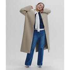 カラーレスロングコート