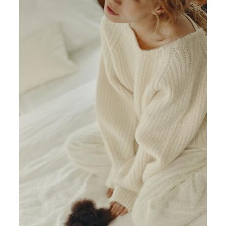 [^ԁF1665270102]obNX^CɃXgbvfUCÂI[o[TCY̌ljbgB̊̂l҂݂\䂽ŁAl̃JWAX^Cɂ҂B̓TChXbgŃAEgX^ClɂȂfUCBƂVGbgƃqbvB钅ő̌^Jo[܂Bfށĉ݂鎅gy₩ŏ_炩ȕBgKȒSnłBڍׁdlEJȂnEȂEȂ ^ EȂ ^ LkE萶ňE聦f̒p摜̏ꍇA̓ɂAۂ̐FƈقȂČ邱Ƃ܂BF́AiP̂̉摜QƂB