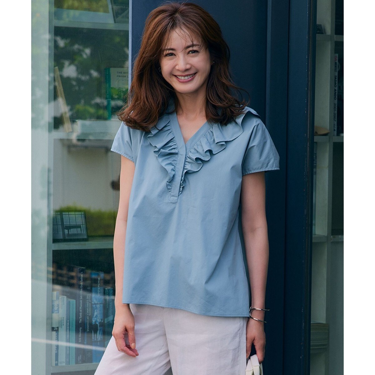 【一部店舗限定/洗える】ハイカウントウェザーストレッチ フリル ブラウス 一部店舗限定/洗える】ハイカウントウェザーストレッチ フリル