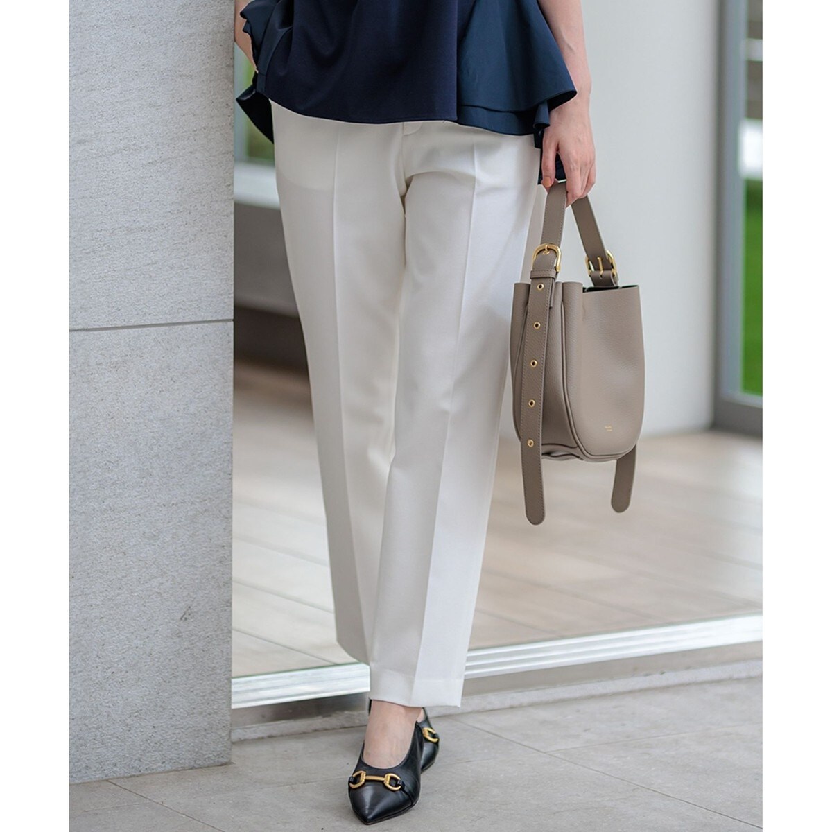 Oggi4月号掲載/洗える】シルキーストレッチ パラシュートパンツ | 23区