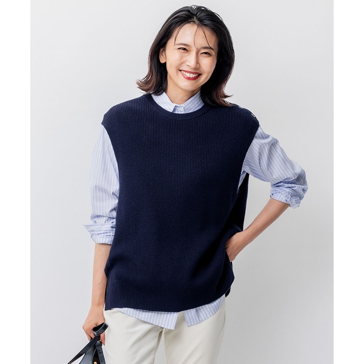 洗える】コットンカシミヤ ニットベスト | 23区(23KU) | マルイウェブ