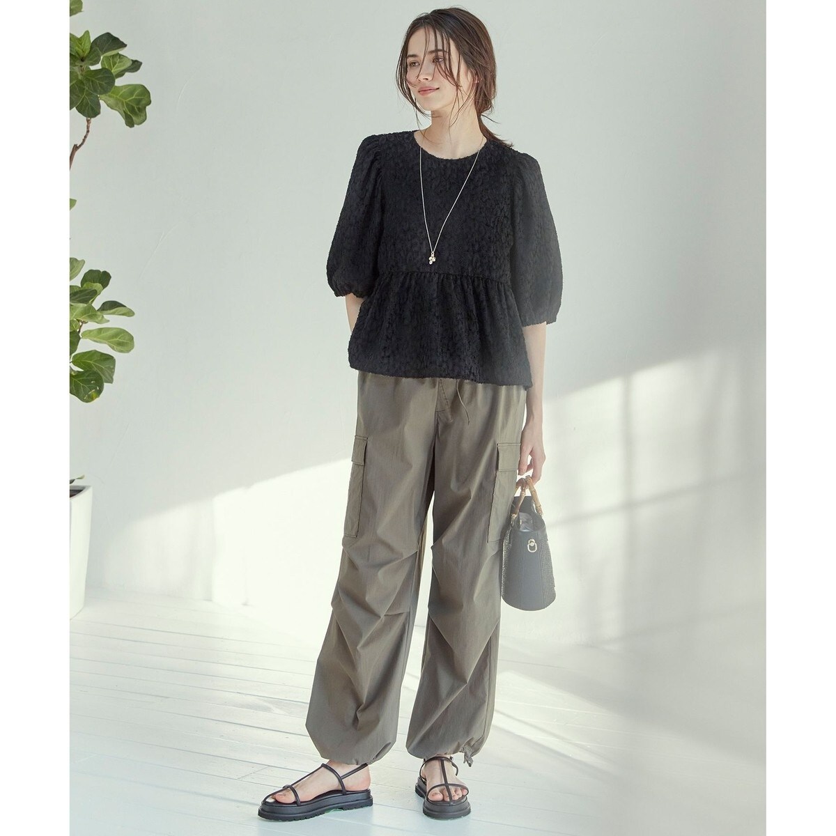 SLOW/好評につき新色追加】ミリタリーストレッチタフタ カーゴパンツ