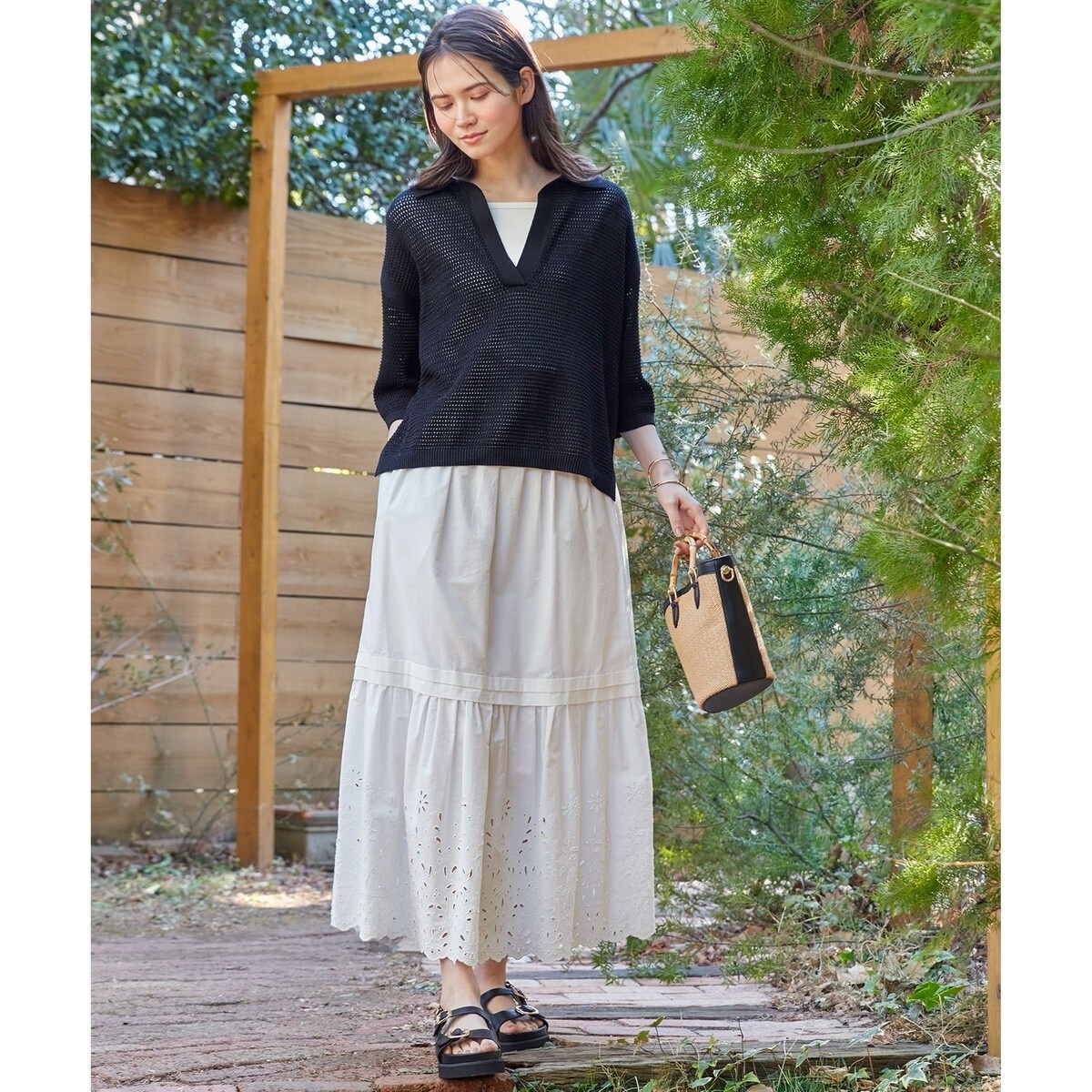 新品タグ付✨23区 【SLOW/一部店舗限定】フラワーエンブロイダリー スカート 23区｜【SLOW/一部店舗限定】フラワーエンブロイダリー スカート