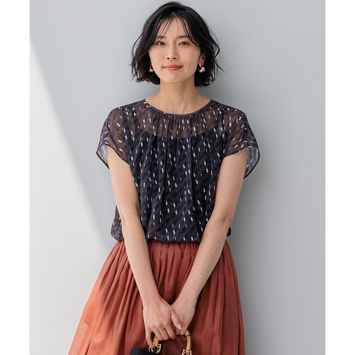 23区｜【洗える】Ratti ウォールプリント ブラウス | Rakuten