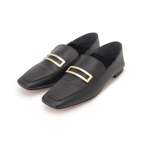 [^ԁFSE3DGM0301]2025 Spring & Summer^ANZgɂȂgh[h郍[t@[fUCEfރ\tgȃU[gp[t@[łB\tgU[ƃXNGAgDŎw悪ꂵȂɂASnQłBƂ^ANZgɂȂĂ܂BׂĂĂfUCŁAEyłBʋΒʊw₨oȂǁAfC[Ɏg₷ꂽۂ̈ꑫłB摜̓TvgpĂׁAۂɂ͂鏤iƎdlقȂꍇ܂B