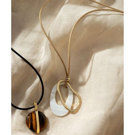 [^ԁFAS3DGM0406]2025 Spring & SummergɂÂfUClbNXfUCEfރVFOƃ^OdȂANZgɂȂfUC̃gbvlbNXłBRXCh̃fUCȂ̂ŊȒPɒEłACɍ킹ĂD݂̒ŒpĂ܂B^̃O̓jAX̂}gfUCɂȂĂ܂B悢{[ŃVvȃR[fBl[g̃ANZgɍœKłBJ[͑l̉zCg(#001)AJWAȃX^COɂ킹₷uE(#035) AVbNȕ͋C̃ubN(#005)3FWJłBVȒfނgpĂ邽ߌ̍A11F╿̏oႢ܂B摜̓TvgpĂׁAۂɂ͂鏤iƎdlقȂꍇ܂B